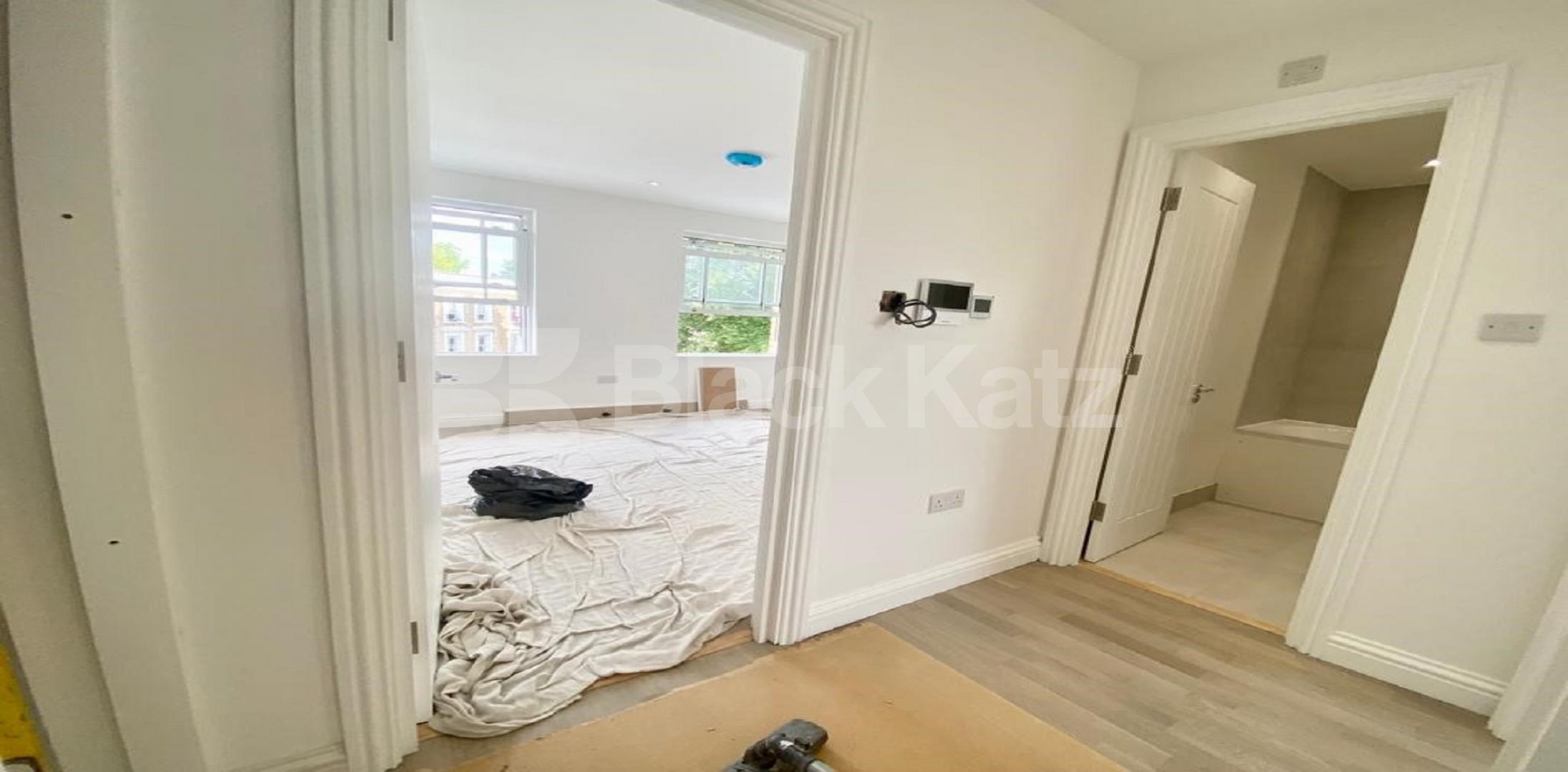 Stylish & contemporary, larger than average with underfloor heating  Flaxman Road , Loughborough Junction 